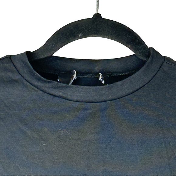 Cider Crop Top Womens Medium Black Tshirt Short Sleeve Round Neck Pullover NWOT - Picture 2 of 7